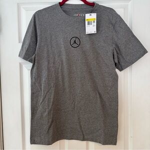 Jordan Gray Men's T-Shirt Size Small NWT